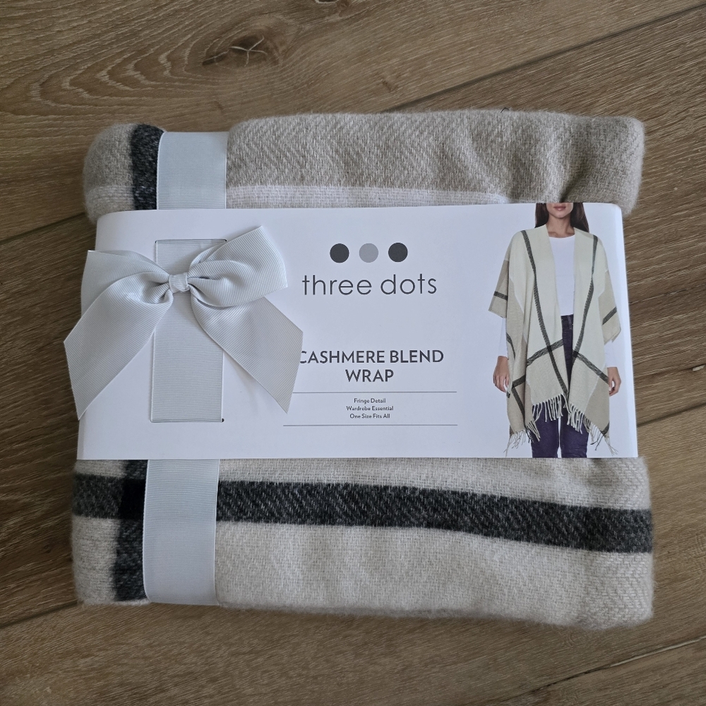 Nwt Three Dots cashmere blend wrap